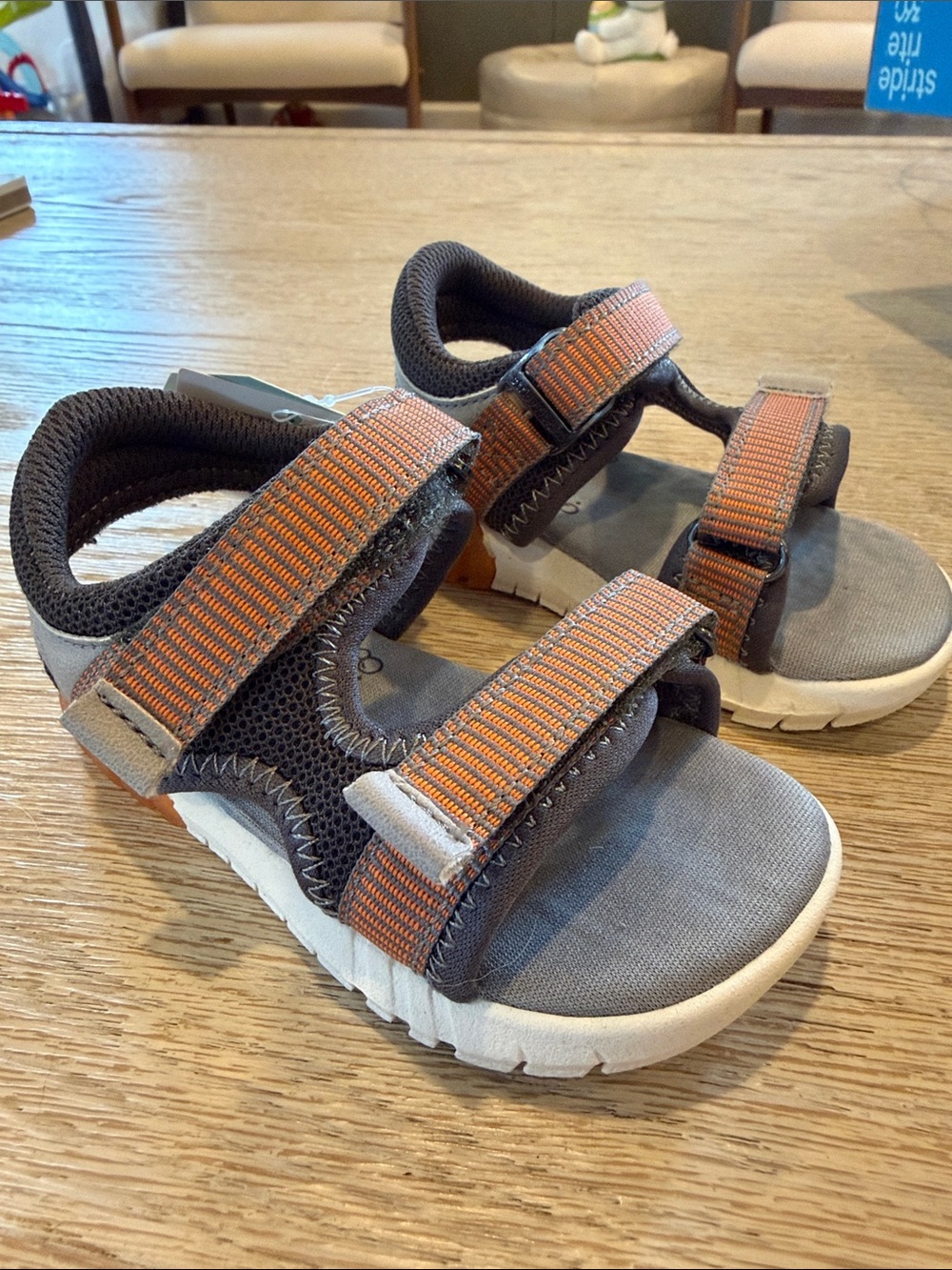 Stride Rite 360 Vinnie orange Toddler Size 6 Outdoor Sandals